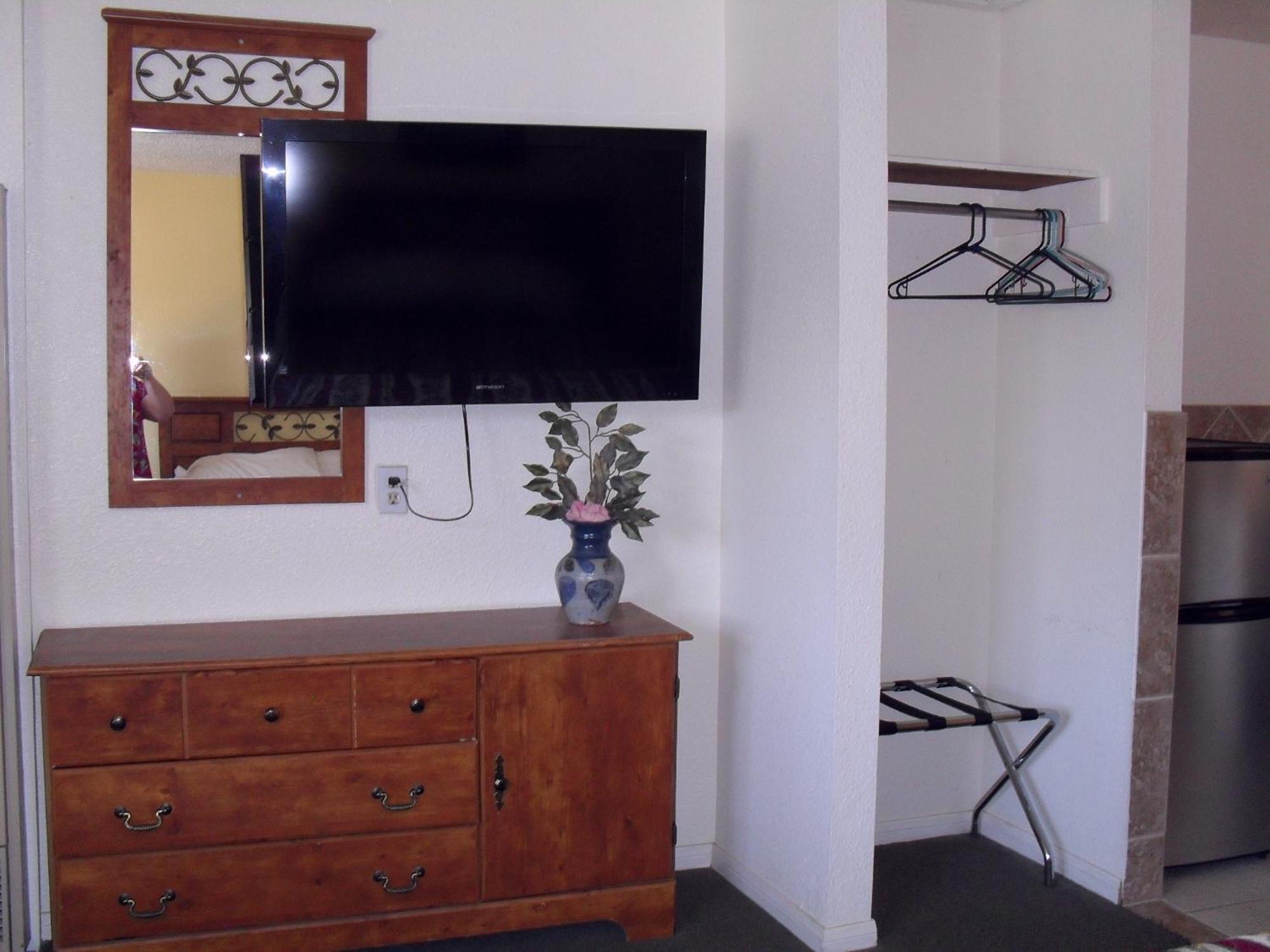 Budget Inn Of Boron Room photo